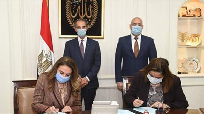 بروتكول تعاون بين الإسكان والاتصالات لتطوير خدمات الميكنة والتحول الرقمي بصندوق الإسكان الاجتماعي