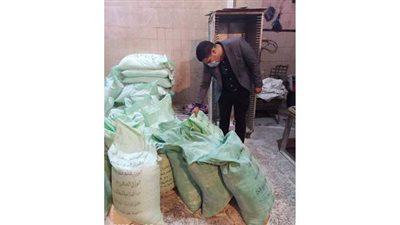 ضبط 10 أجولة  دقيق بلدى مدعم فى أحد المخابز بالإسكندرية