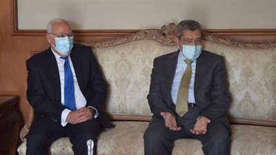 محافظ بور سعيد  يستقبل رئيس اتحاد الغرف التجارية