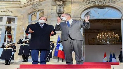 نشاط رئاسي حافل بثالث أيام السيسي في باريس | فيديو وصور