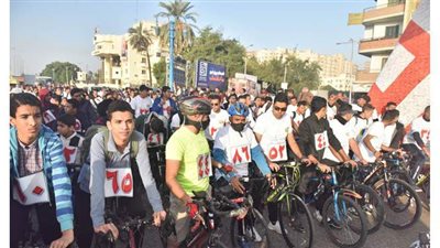 ٧٤٠ متسابقا يشاركون بماراثون الجري والدراجات  بأسيوط | صور
