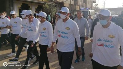 محافظ سوهاج ورئيس الرقابة الإدارية يشاركان في ماراثون الدراجات