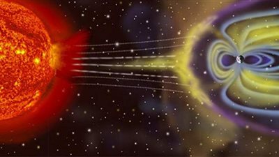 الليلة.. العلماء يحذرون سكان الأرض من عاصفة مغناطيسية قوية