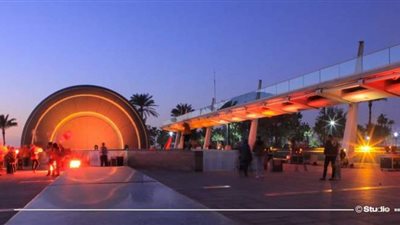 إضاءة مبنى مكتبة الإسكندرية بشعار حملة القضاء على العنف ضد المرأة