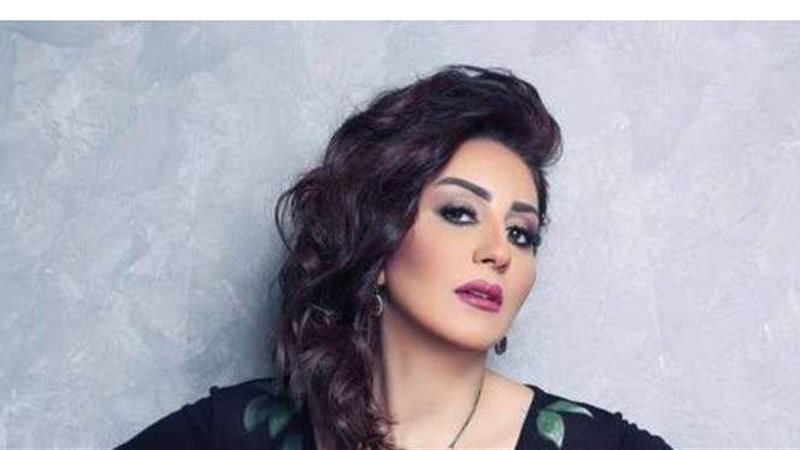 وفاء عامر