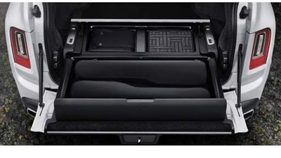 رولز رويس تطلق سيارة فاخرة باهظة الثمن