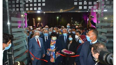 وزير التعليم يفتتح مدرسة للتكنولجيا التطبيقية وأخرى للفنون