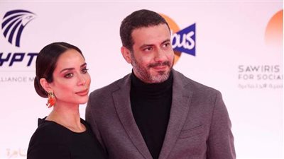 محمد فراج وبسنت شوقي يجذبان الأنظار على السجادة الحمراء لمهرجان القاهرة السينمائي | فيديو وصور