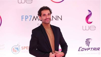 داليا شوقي وصدقي صخري يجذبان الأنظار بعرض فيلم 