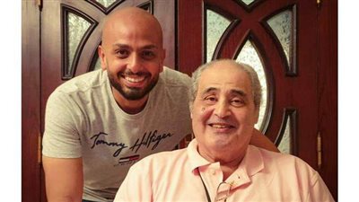 أحمد مراد بعد رحيل نبيل فاروق: وداعا يا أستاذي العزيز