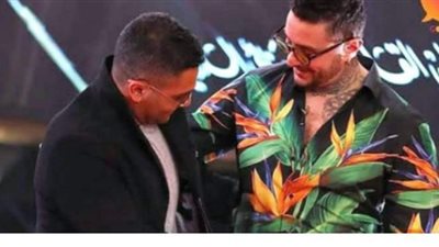 قميص الفيشاوى يعرضه لموقف كوميدى مع آسر ياسين | صور