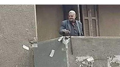 أول تعليق من دار الإفتاء على فيديو إلقاء الأموال على المواطنين