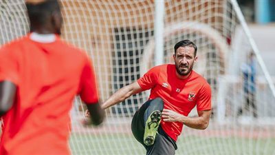 علي معلول: فايلر شخصية غريبة.. ومستمر مع الأهلي لأن 