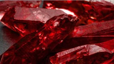 تفسير حلم رؤية الياقوت فى المنام وعلاقته بالحصول على ميراث ومال كثير