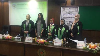 رئيس البورصة: سد الفجوة بين الدراسات الأكاديمية والتطبيقات العملية يضيف لقدراتنا الإنتاجية