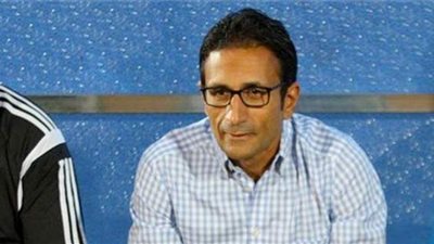 مدرب سموحة يوضح حقيقة أزمة ملابس فوزى الحناوى بعد توقيعه لناديين