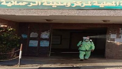 استمرار أعمال رش وتطهير الشوارع والمنشآت بالبحيرة