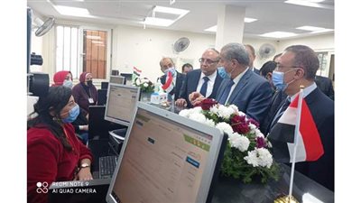 وزير التموين والتجارة يتفقد مركز خدمات محرم بك الاسكندريه