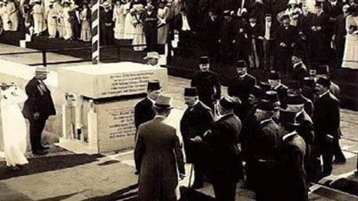 صور نادرة لافتتاح الخديو عباس لأكبر سد مائي في العالم بأسوان