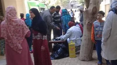 توقيع الكشف على 700 مواطن بالقافلة الطبية بقرية الإسماعيلية بالمنيا
