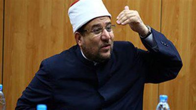 وزير الأوقاف: المعانقة من العادات غير الحسنة في زمن كورونا