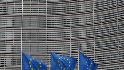 المفوضية الأوروبية تضع خطة طوارئ لاحتمال تنفيذ 