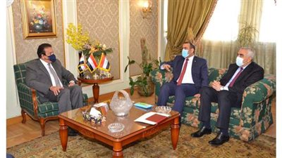 وزير التخطيط العراقي يبحث مع خالد عبدالغفار التعاون العلمي المشترك