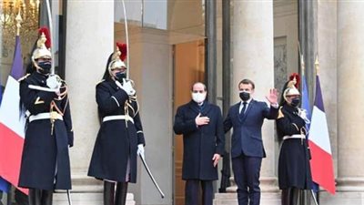 عقب تحذيرات السيسي.. فرنسا تقر مشروع قانون يستهدف التطرف