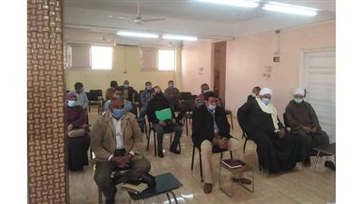 رئيس مدينة أرمنت يترأس المجلس التنفيذي لمواجهة كورونا l صور