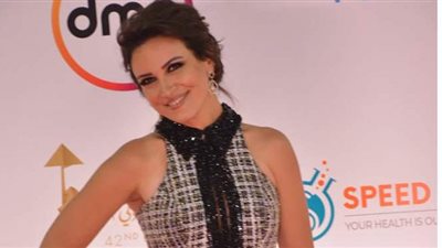 ريهام عبد الغفور بإطلالة جذابة في ختام مهرجان القاهرة السينمائي الدولي..فيديو