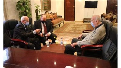 خاص.. وزير الرياضة يدعو لجنة حكماء الزمالك لاجتماع هام السبت