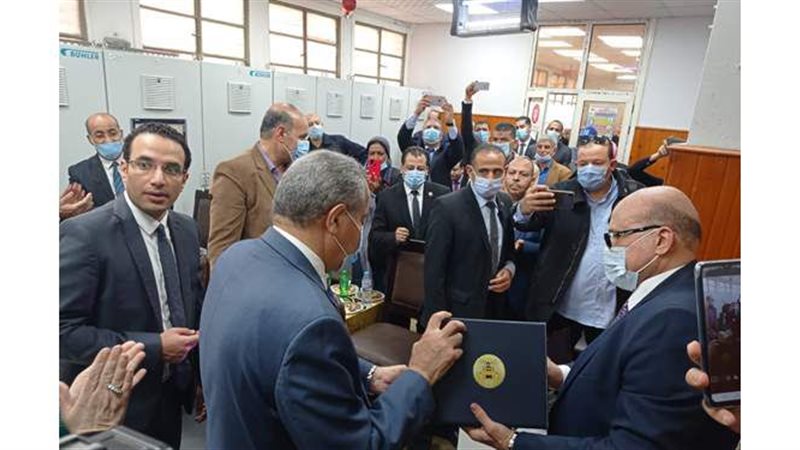 وزير التموين يتفقد