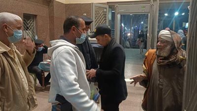 تحرير 50 محضرًا لمواطنين لعدم ارتدائهم الكمامات بمحطة سكك حديد في قنا | صور