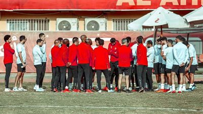 الأهلي: لم نتلق أي عروض لاحتراف لاعبين من الفريق