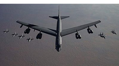 بعد وصول الـ بي 52.. هل اقتربت الحرب بين الولايات المتحدة وإيران؟