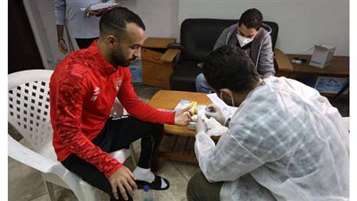 الأهلي يجري تحليل 