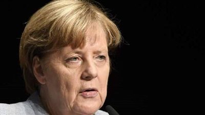 المستشارة الألمانية لا تستبعد تمديد حظر تصدير الأسلحة لتركيا