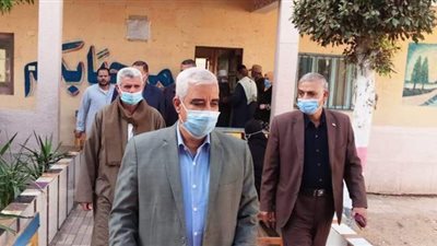 صدقى يتابع حملات الوحدات المحلية للتطهير والنظافة بديرب نجم