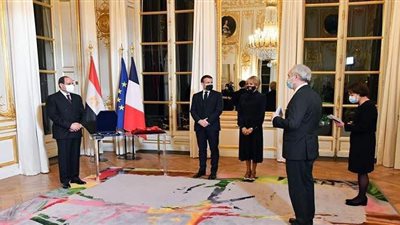 أعلى تكريم رسمي..تعرف على وسام جوقة الشرف الممنوح للرئيس السيسي من ماكرون