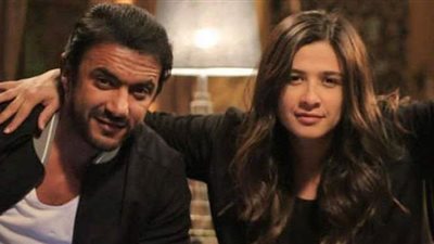 ياسمين عبد العزيز تحتفل بعيد ميلاد زوجها أحمد العوضي