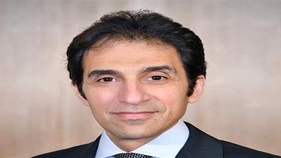 متحدث الرئاسة: استبدال السيارات القديمة التي مر على تصنيعها 20 عاما بجديدة تعمل بالغاز.. والسيسي كلف بتقديم حافز مادي للمواطنين