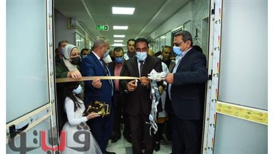 محافظ مطروح يفتتح أعمال تطوير أقسام مستشفى النساء والتوليد | صور