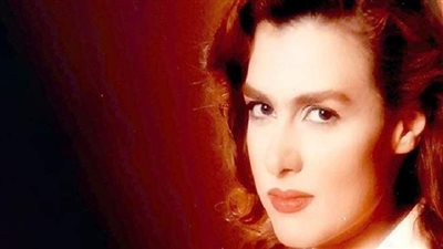 سيمون تستعيد ذكرياتها بصورة قديمة: 