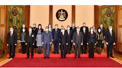 السيسي يستقبل وفدا وزاريا عراقيا | فيديو