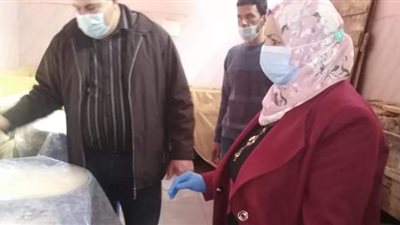 إعدام 7000 عبوة عصيرغير صالحة للاستهلاك في مصانع بالدقهلية | صور