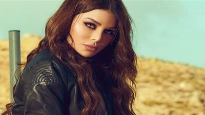 هيفاء وهبي تكشف حقيقة قرارها الهجرة من لبنان