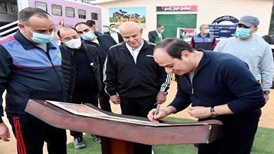 السيسي يؤكد تقدير الشعب المصري للقوات المسلحة فى الحفاظ على أمن واستقرار الوطن