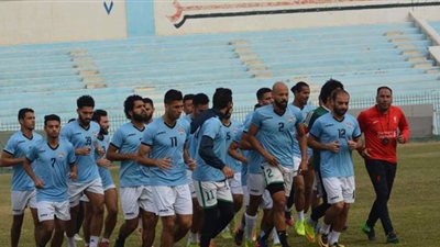 موسيس يغيب عن المران الأخير للمحلة قبل مباراة سموحة| صور