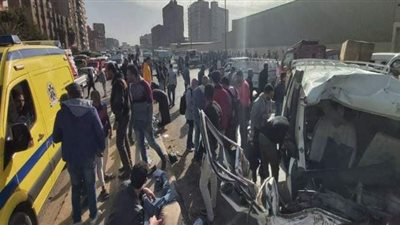 مصرع شخص وإصابة 12 آخرين في حادث أعلى كوبري قليوب