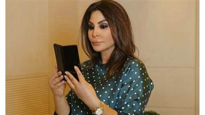 إليسا تشوق جمهورها: 2021 تحمل بعض الخطط المثيرة